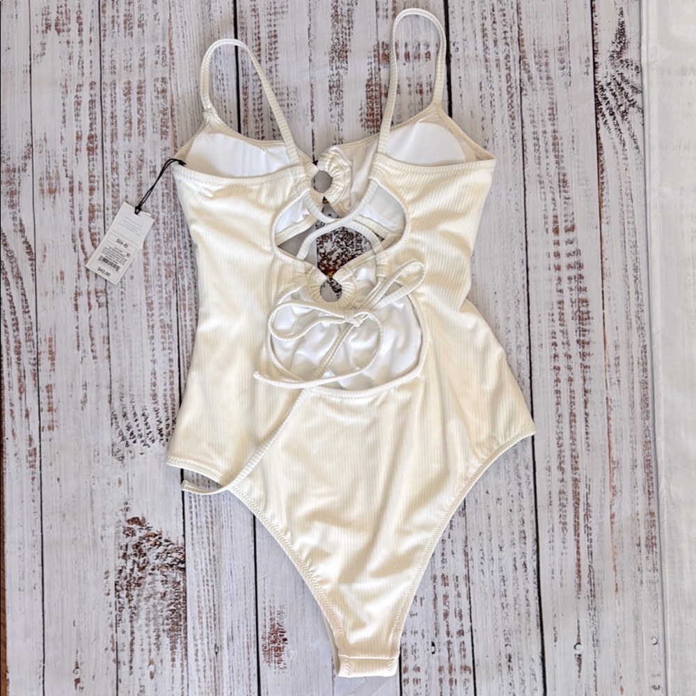 Shade & Shore Double Ring Ribbed One Piece Swimsuit Small NWT - Picture 6 of 12